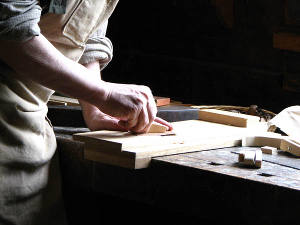Nuestra <strong>carpintería de madera en  Garralda</strong> es una empresa de <strong>herencia familiar</strong>, por lo que  contamos con gran <strong>experiencia </strong>en la profesión.